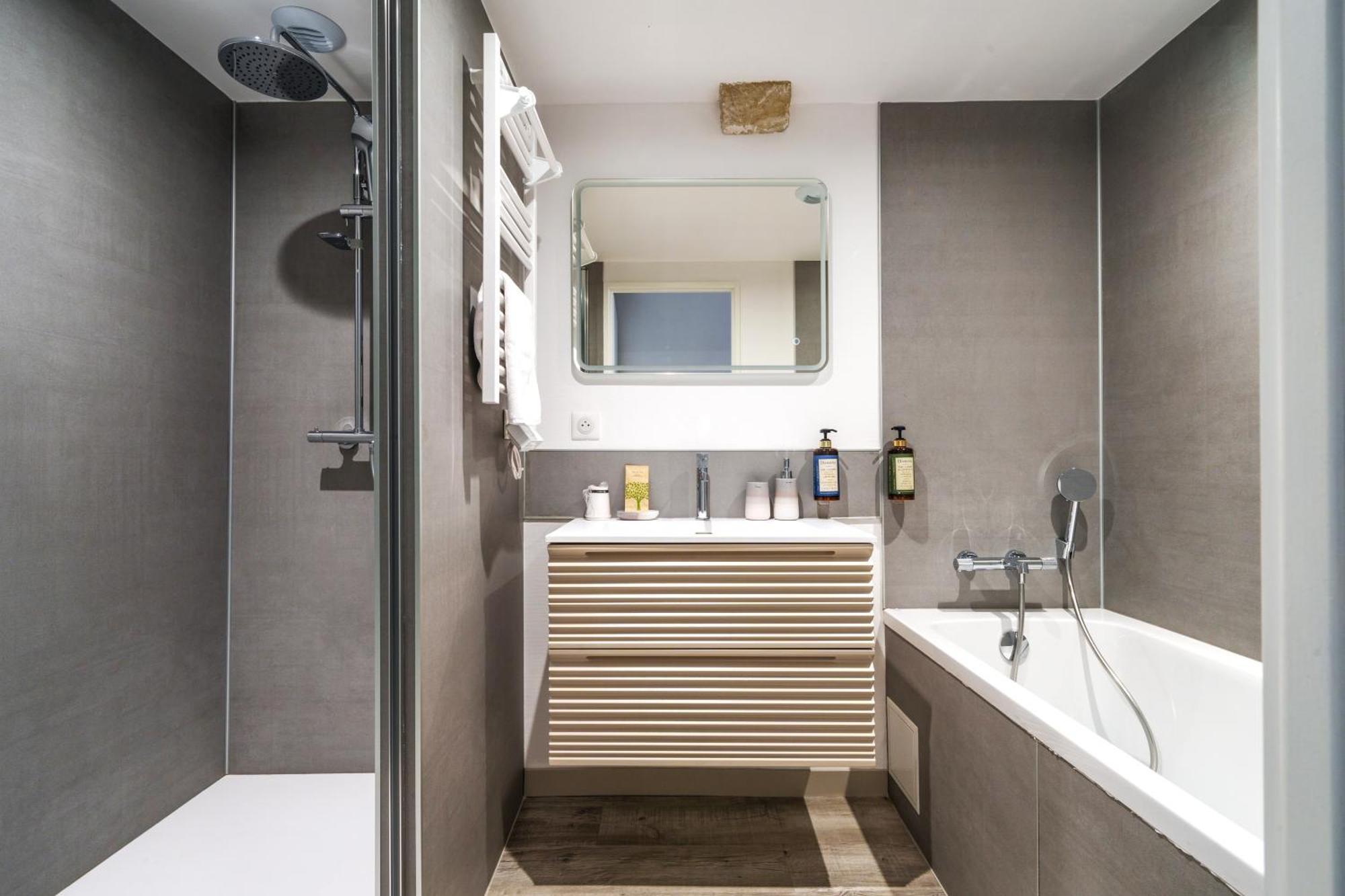 The Originals Boutique, Hotel Le George , Loches Dış mekan fotoğraf